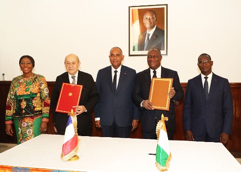 Gestion de l'Académie Internationale de lutte contre le terrorisme de Jacqueville : la Côte d'Ivoire et la France signent une convention